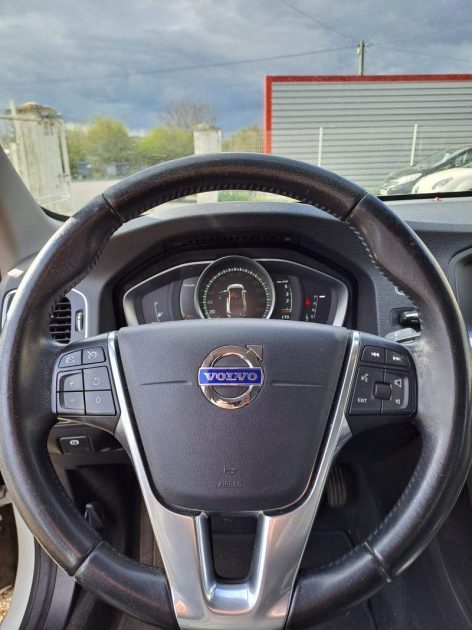 VOLVO S60 D3 150CH R-DESIGN GEARTRONIC 2016