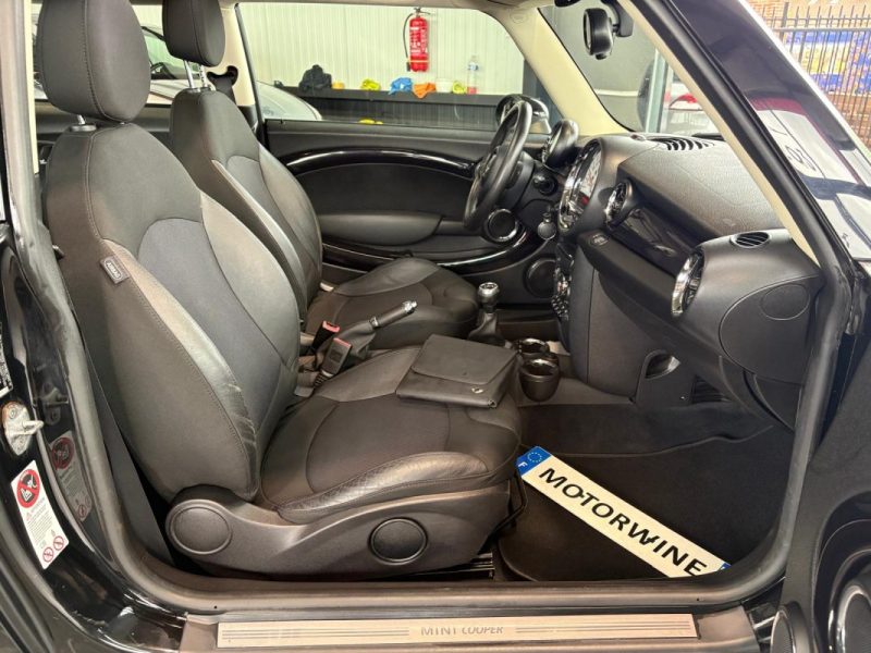 🔹MINI MNI 2 Restylé Cooper D 1.6 D 111 Ch🌤️ Toit ouvrant panoramique🛡️ Garantie 6 mois
