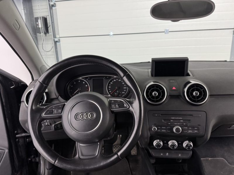 Audi A1 1.2 TFSI 86CH AMBITION - GARANTIE 12 MOIS - Chaine distribution neuve