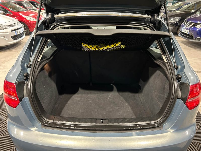 AUDI A3 1.6 TDI 105CH