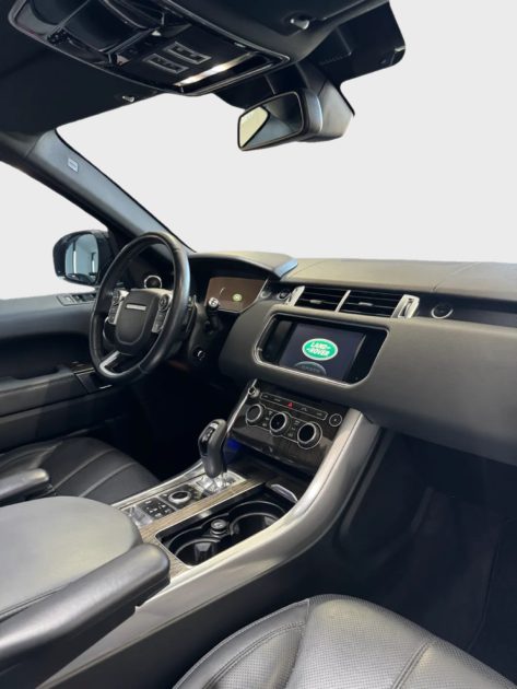 LAND ROVER RANGSPORT SDV6 3.0 HSE MARK I 7 places 