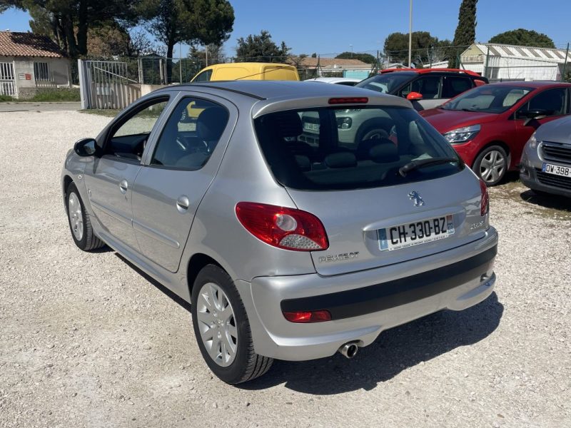 206+ 1.4 HDI 68CV 1ÈRE MAIN 