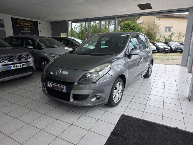 RENAULT SCENIC 3 1.6 DCI - 16V TURBO ANNEE 2011 222000