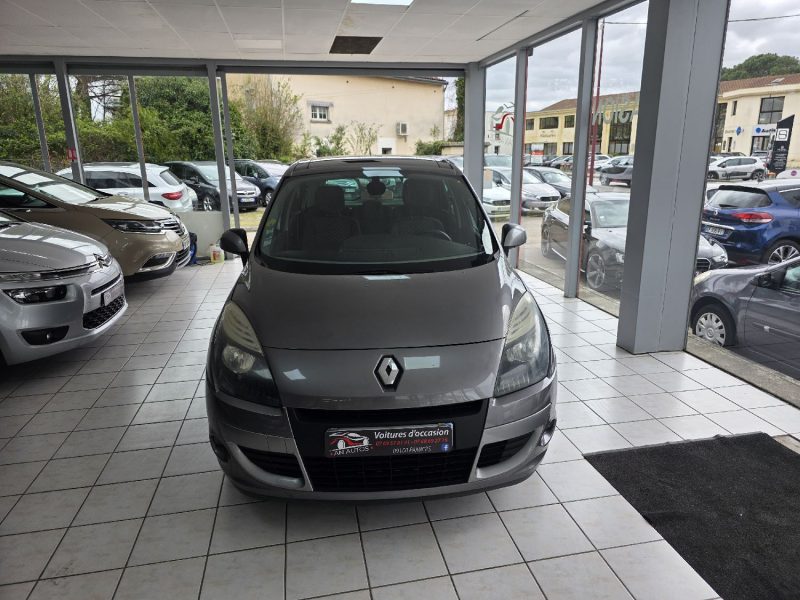 RENAULT SCENIC 3 1.6 DCI - 16V TURBO ANNEE 2011 222000