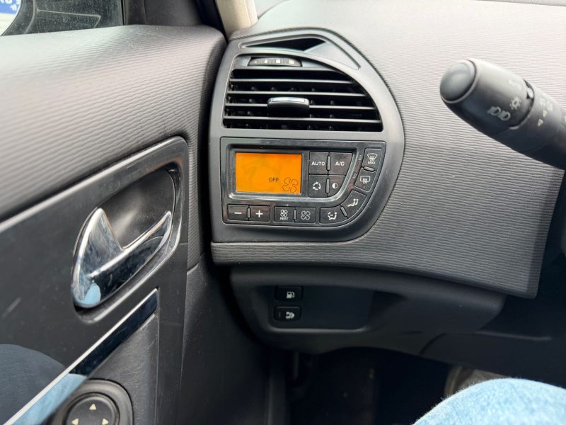 CITROEN C4 2.0 HDI 138 PACK AMBIANCE BMP6 2010