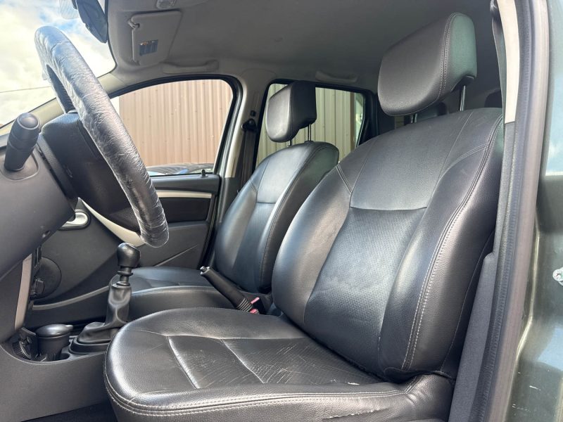 DACIA  DUSTER 1.5 DCI 110 PRESTIGE 4X4 