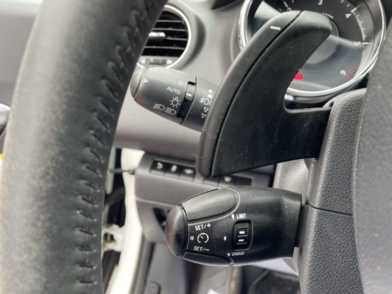 PEUGEOT 3008 1.6 E-HDI115CV  FÉLINE BMP6  GARANTIE 3/12 MOIS 2013