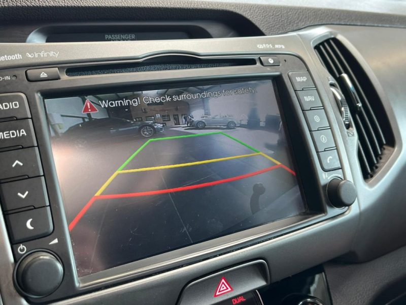 🔹 Kia Sportage 1.7 CRDI 116 Ch Premium 🌞 toit ouvrant panoramique📷 caméra de recul🛡️ Garantie 