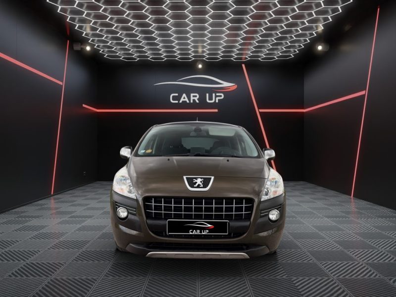 PEUGEOT 3008 1.6 HDI 110 cv Finition Allure
