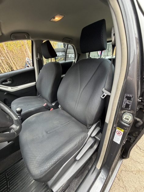 TOYOTA YARIS 1,33 DUAL VVT-I LIFE 2010 - 70 040Kms - Premier Main - Parfait Etat - SUIVIT TOYOTA