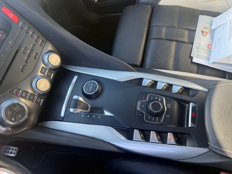 CITROEN DS5 HYBRID4 2.0 HDI 200CH 4X4 SO CHIC FULLS OPTIONS GARANTIE