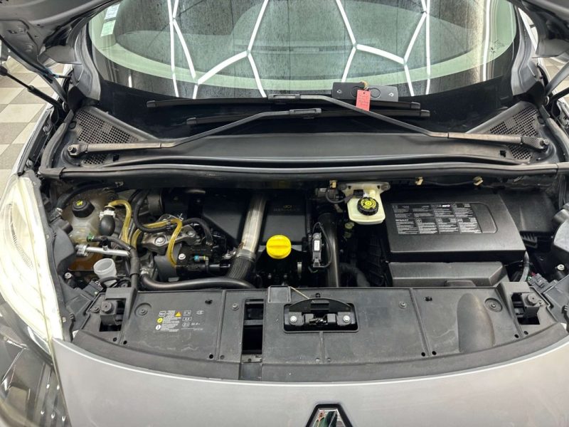 RENAULT SCENICIII GRAND 1.5 DCI 48350KMS  7 PLACES