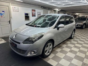 RENAULT SCENICIII GRAND 1.5 DCI 48350KMS  7 PLACES