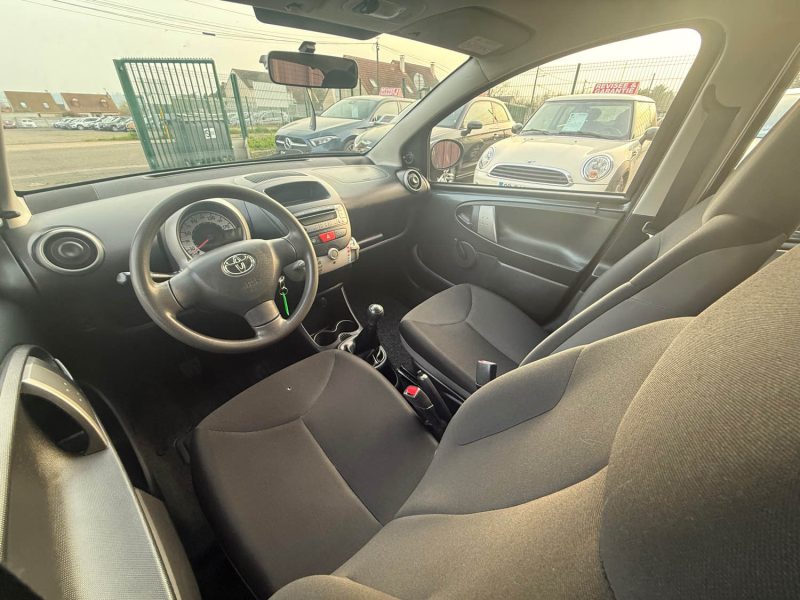 TOYOTA  AYGO PHASE 3 1.0 VVT-I 68 CV ACTIVE 5 PORTE 2013