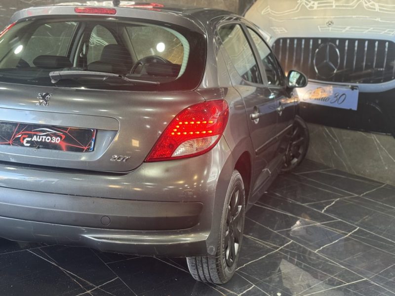 PEUGEOT 207 303 2011
