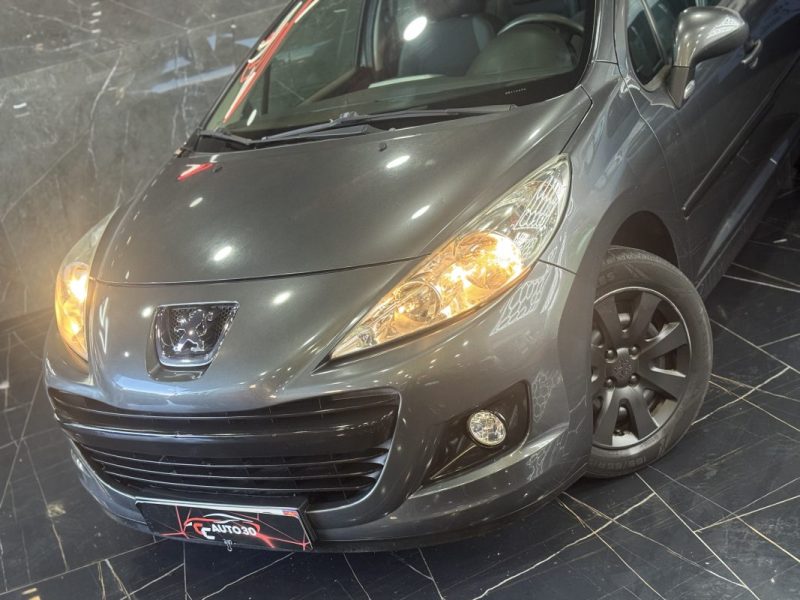 PEUGEOT 207 303 2011