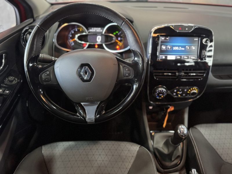 RENAULT CLIO IV 1.5 DCI 90 ZEN EDC 2012