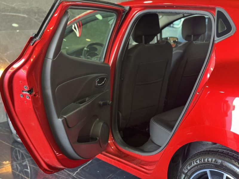 RENAULT CLIO IV 1.5 DCI 90 ZEN EDC 2012