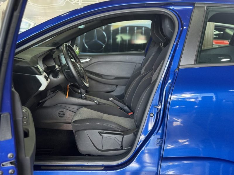 RENAULT CLIO 5 1.6 E-TECH FULL HYBRID 145CH EQUILIBRE 2022