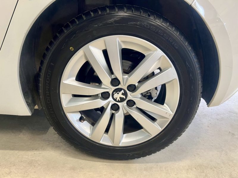 PEUGEOT 308 II 1.5 BlueHDI 130ch S&S BVM6 Active Business 