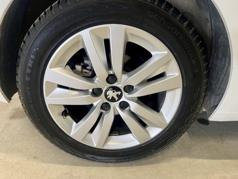 PEUGEOT 308 II 1.5 BlueHDI 130ch S&S BVM6 Active Business 