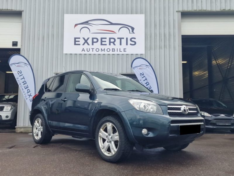 TOYOTA RAv4 EXECUTIVE 2.2  D-CAT 177CV 