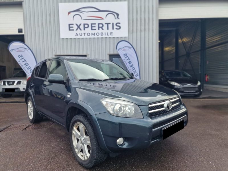 TOYOTA RAv4 EXECUTIVE 2.2  D-CAT 177CV 
