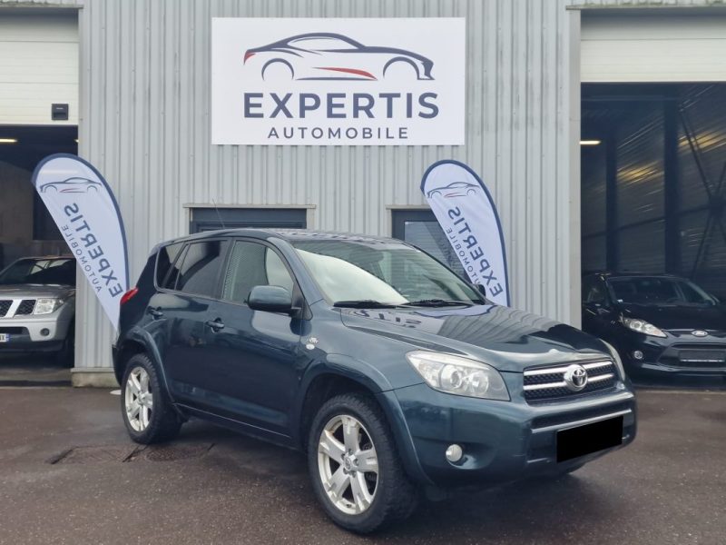 TOYOTA RAv4 EXECUTIVE 2.2  D-CAT 177CV 