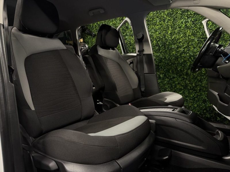 CITROEN C4 PICASSO GRAND 1.6 THP 165 Cv 7 PLACES / BOITE AUTOMATIQUE VIRTUAL COCKPIT - GARANTIE 1 AN