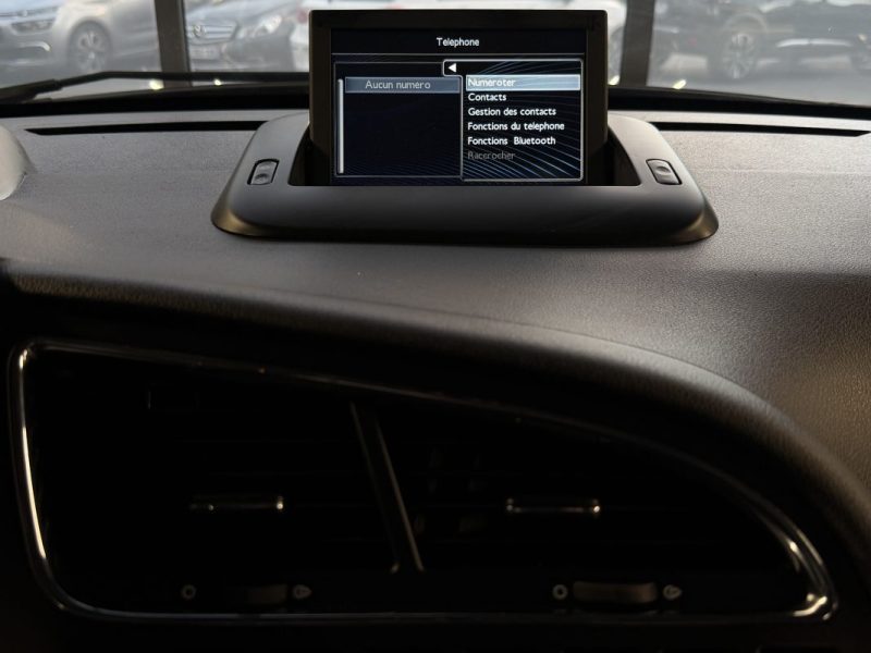 PEUGEOT 3008 PHASE 2 ALLURE 1.2 130 Cv GPS TOIT PANORAMIQUE BVM6 CRIT AIR 1 - GARANTIE 1 AN