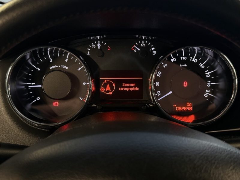 PEUGEOT 3008 PHASE 2 ALLURE 1.2 130 Cv GPS TOIT PANORAMIQUE BVM6 CRIT AIR 1 - GARANTIE 1 AN