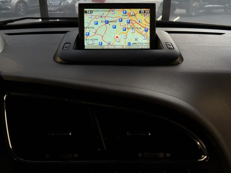 PEUGEOT 3008 PHASE 2 ALLURE 1.2 130 Cv GPS TOIT PANORAMIQUE BVM6 CRIT AIR 1 - GARANTIE 1 AN