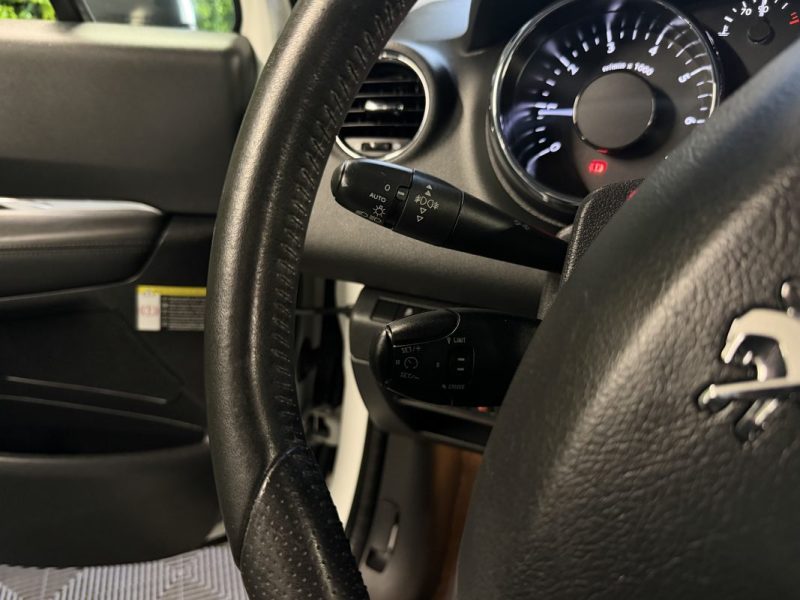 PEUGEOT 3008 PHASE 2 ALLURE 1.2 130 Cv GPS TOIT PANORAMIQUE BVM6 CRIT AIR 1 - GARANTIE 1 AN