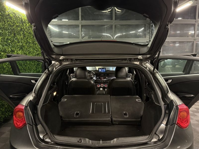 ALFA ROMEO GIULIETTA 1.4 TURBO MULTIAIR  170 Cv INTERIEUR CUIR GPS MODE SPORT BVM6 - GARANTIE 1 AN