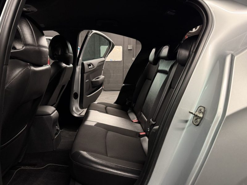 CITROEN DS4 CHIC 1.6 E HDI 112 Cv BOITE AUTOMATIQUE ECRAN GPS 88 800 Kms 5 PORTES- GARANTIE 1 AN