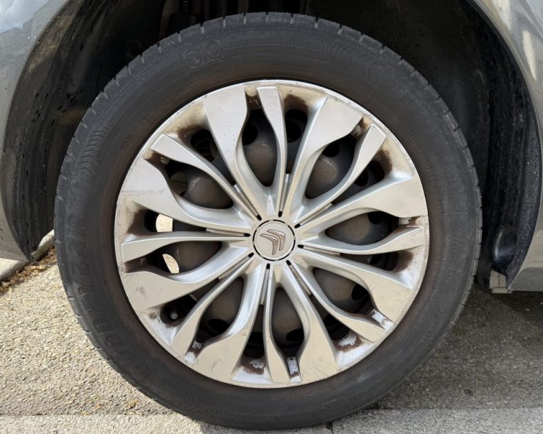 CITROËN C4 115ch 2015 • 5 Places • Diesel • SUIVI COMPLET