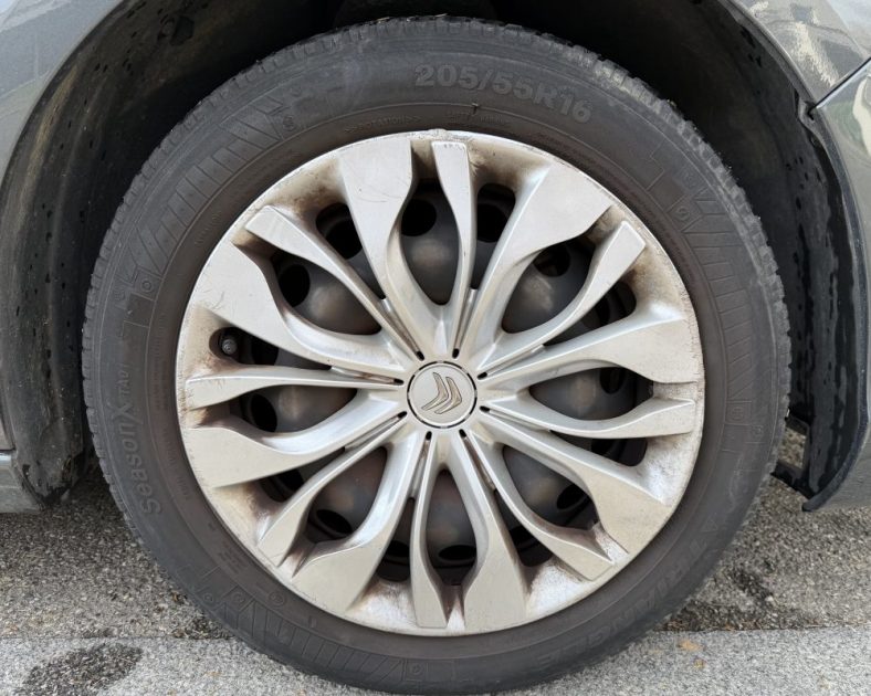 CITROËN C4 115ch 2015 • 5 Places • Diesel • SUIVI COMPLET