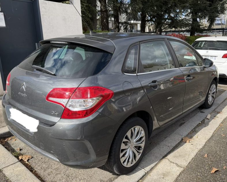 CITROËN C4 115ch 2015 • 5 Places • Diesel • SUIVI COMPLET