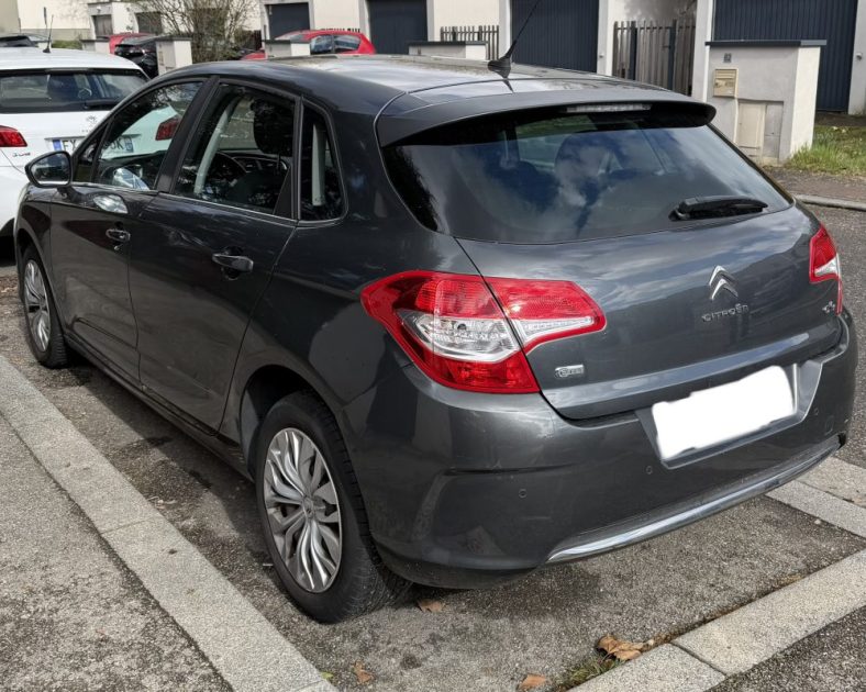 CITROËN C4 115ch 2015 • 5 Places • Diesel • SUIVI COMPLET