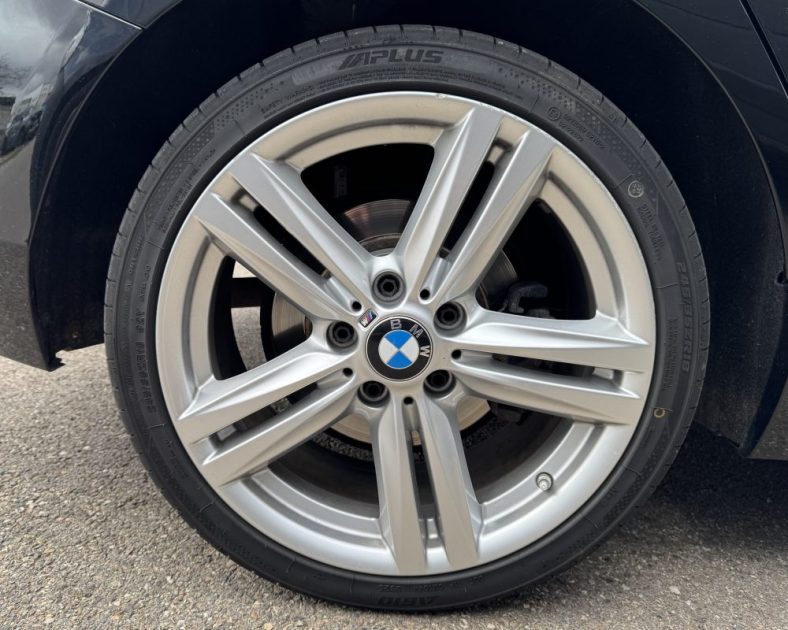 BMW SERIE 1 Sport 184ch 2017 • 110 000 km • Boîte Manuelle • Entretient complet