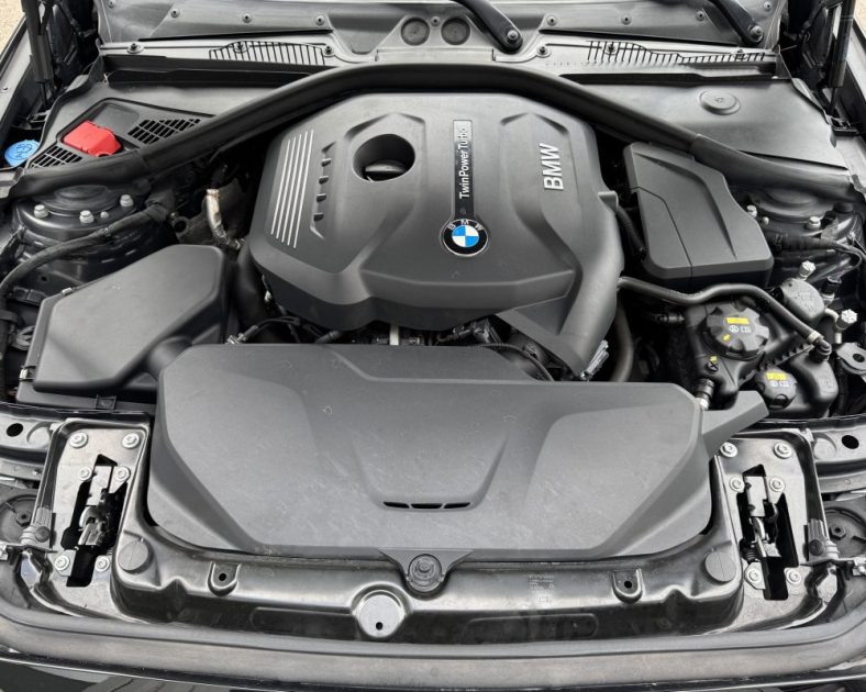BMW SERIE 1 Sport 184ch 2017 • 110 000 km • Boîte Manuelle • Entretient complet
