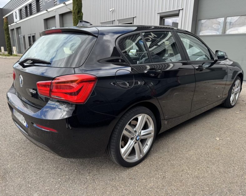 BMW SERIE 1 Sport 184ch 2017 • 110 000 km • Boîte Manuelle • Entretient complet