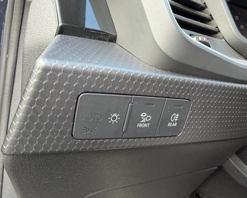 Audi A1 SPORTBACK 30 TFSI Advanced - 116ch  – BVM6 – SUIVI AUDI