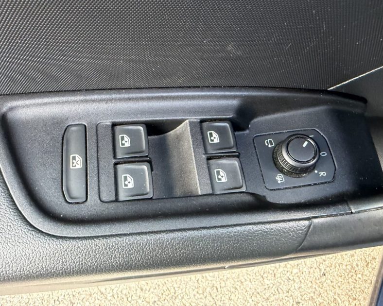 Audi A1 SPORTBACK 30 TFSI Advanced - 116ch  – BVM6 – SUIVI AUDI