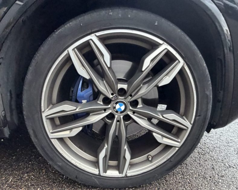BMW X4 M40d 326ch 2020 • xDrive • Toit Ouvrant • Cuir • CARPLAY