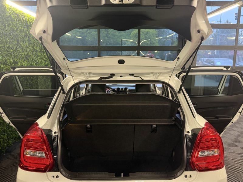 SUZUKI SWIFT IV 1.2 DUALJET HYBRID 83 Cv CVT 17 300 Kms 5 PORTES ECRAN GPS KEYLESS - GARANTIE 1 AN