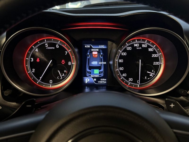 SUZUKI SWIFT IV 1.2 DUALJET HYBRID 83 Cv CVT 17 300 Kms 5 PORTES ECRAN GPS KEYLESS - GARANTIE 1 AN