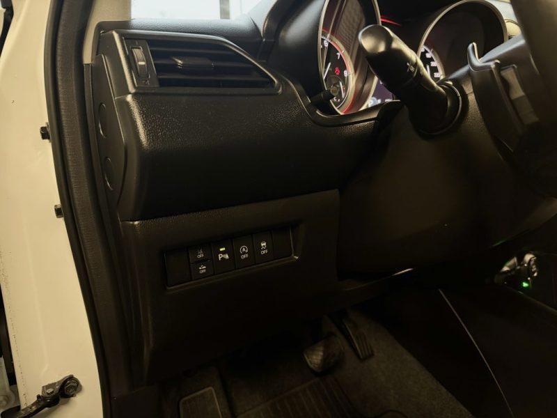 SUZUKI SWIFT IV 1.2 DUALJET HYBRID 83 Cv CVT 17 300 Kms 5 PORTES ECRAN GPS KEYLESS - GARANTIE 1 AN