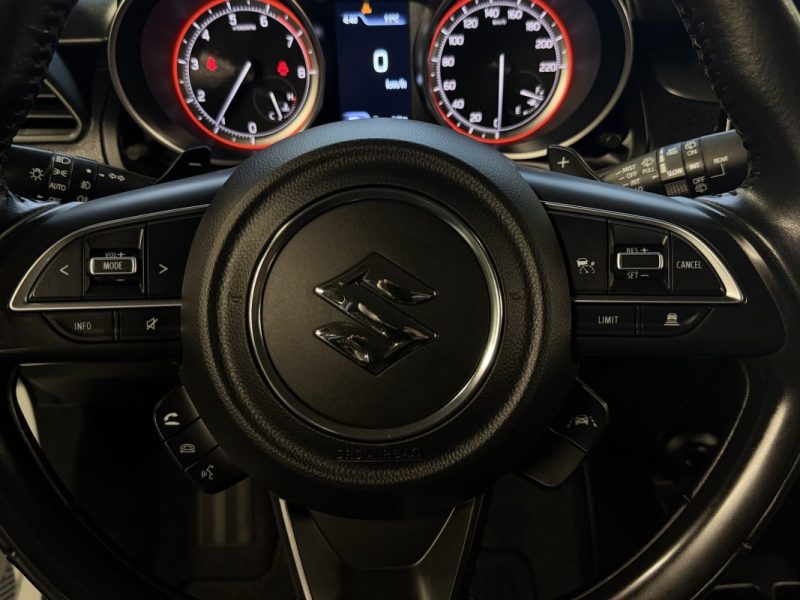 SUZUKI SWIFT IV 1.2 DUALJET HYBRID 83 Cv CVT 17 300 Kms 5 PORTES ECRAN GPS KEYLESS - GARANTIE 1 AN