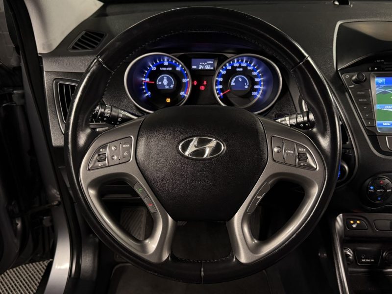 HYUNDAI IX35 PHASE 2 PREMIUM LIMITED 1.7 CRDI 135 Cv TOIT OUVRANT CUIR GPS 34 100 Km - GARANTIE 1 AN